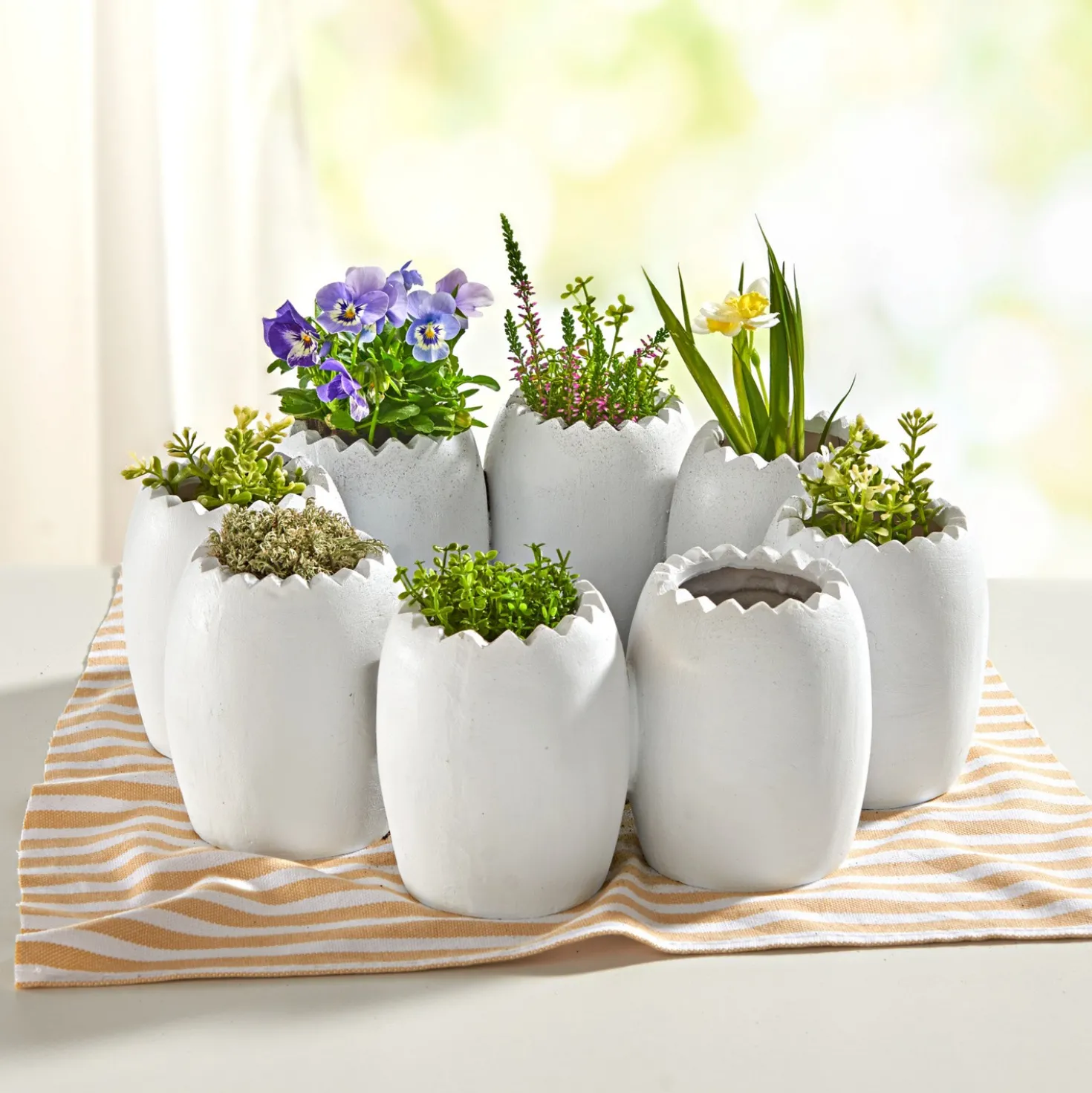 Blumentopf / Schale Eier-Tischkranz aus Keramik Eldo