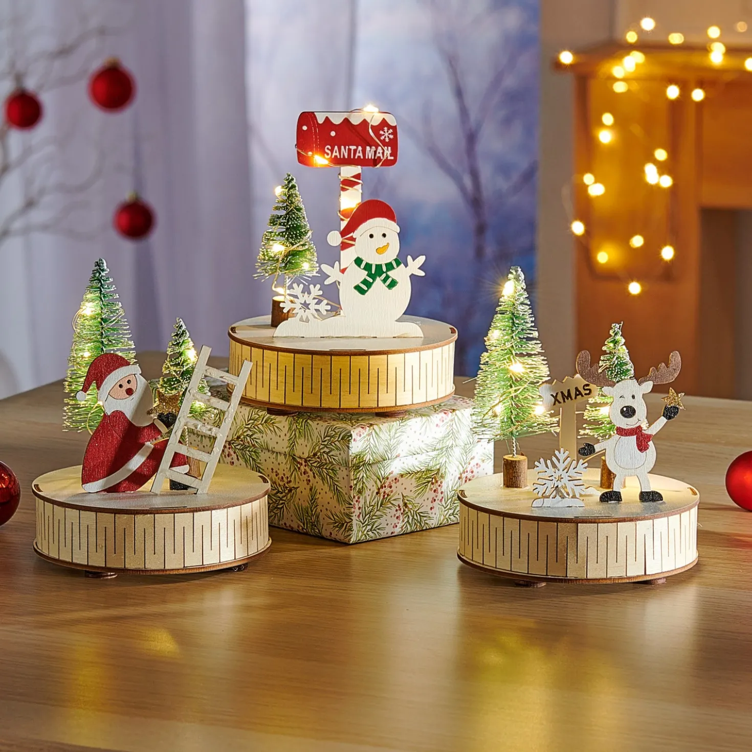 LED-Holzdeko "Schneemann"