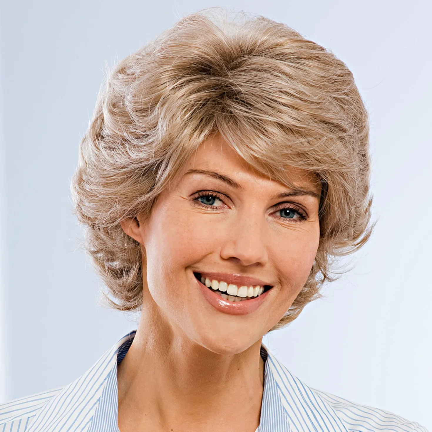 Naturell Perücke "Daniela", dunkelaschblond