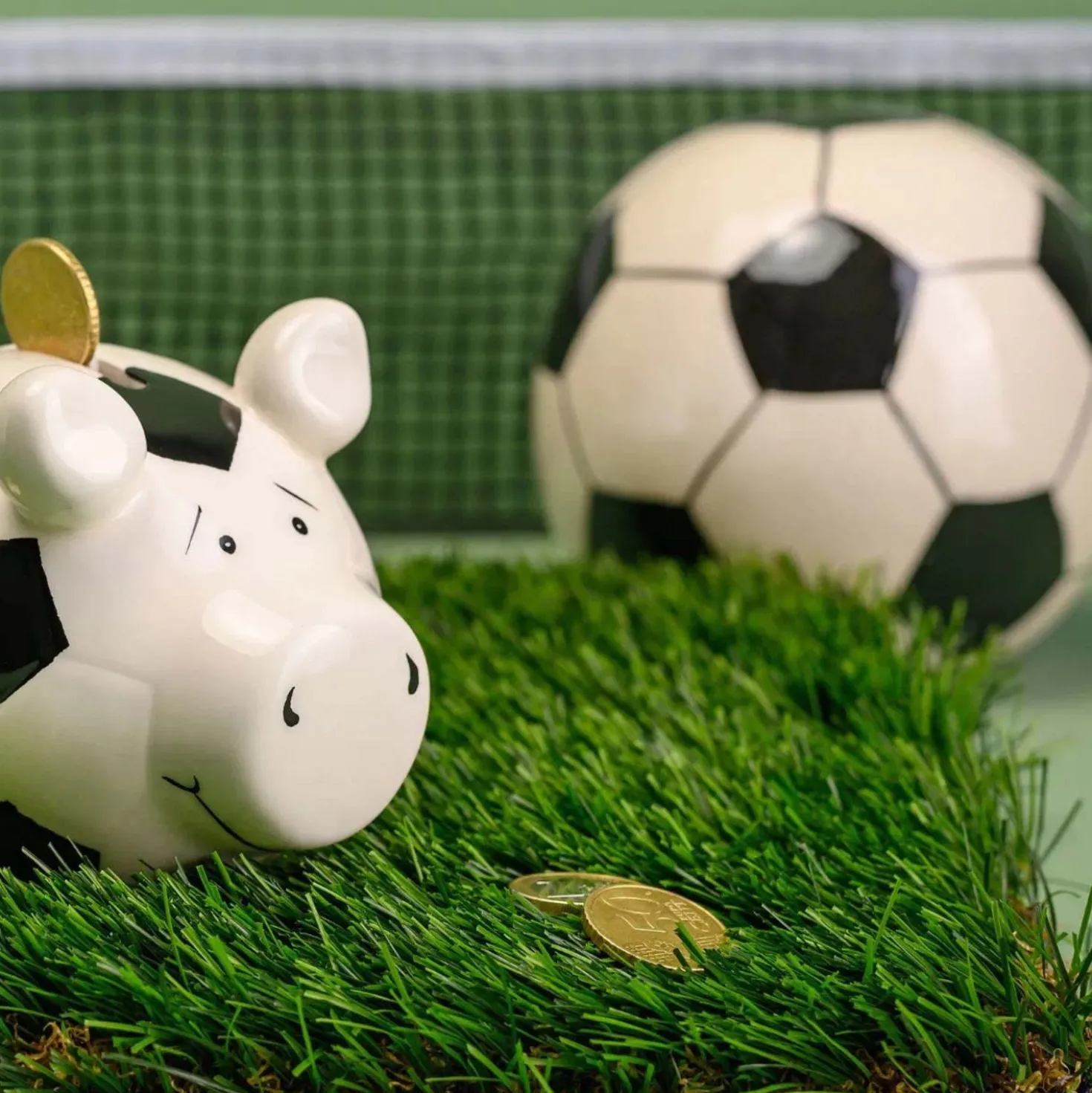Spardose "Fußball" aus Keramik